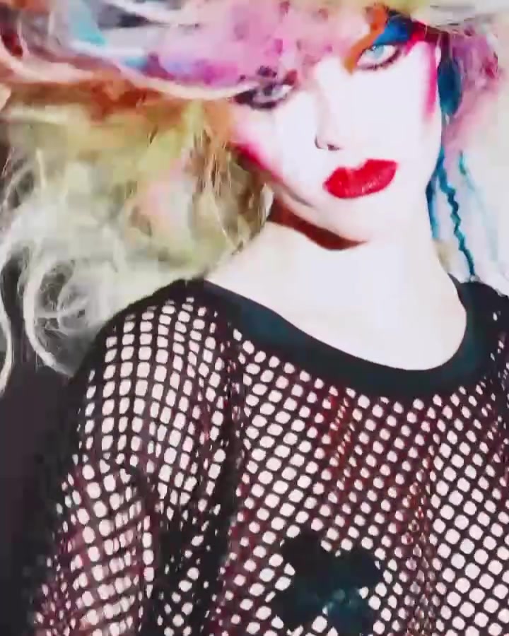 Video thumbnail: Fashion Reel